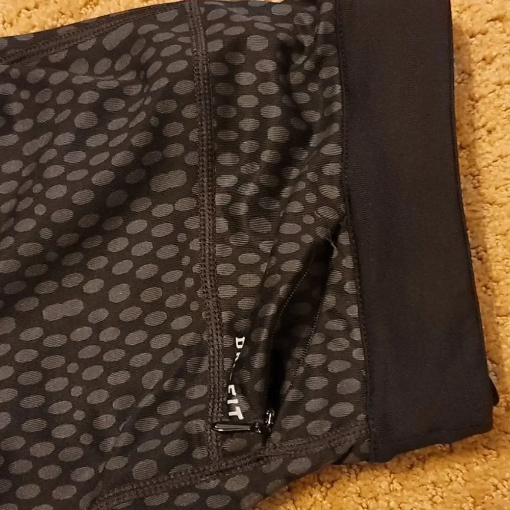 Nike dri fit leggings size small‎